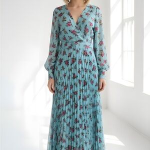 Floral Blue Maxi Dress va va voom unique piece👑